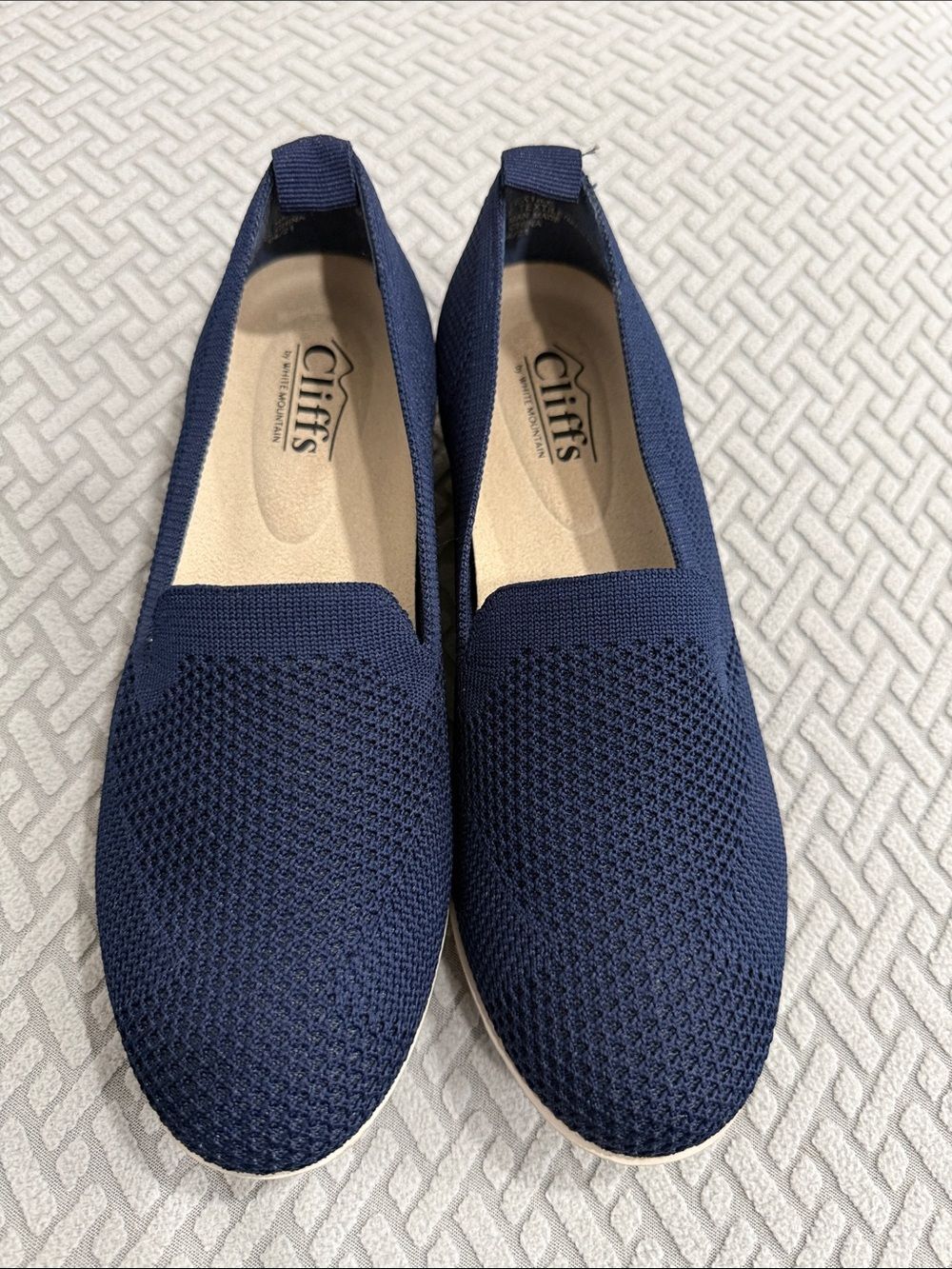 Cliffs by WHITE MOUNTAIN Navy Knit Slip-On Loafers Size 6.5 Chic Breathable